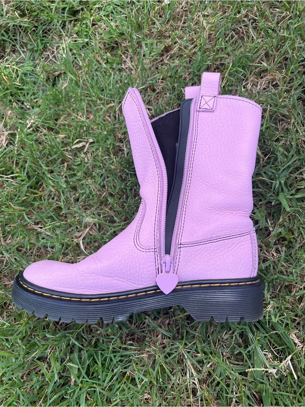 Dr Doc Martens Bex Heart Pink pull on Chunky Cowgirl Boots Sz 2 Girls